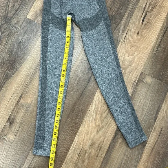 Gymshark Gray and purple leggings. Unknown size see measurements maybe XS - Picture 7 of 16